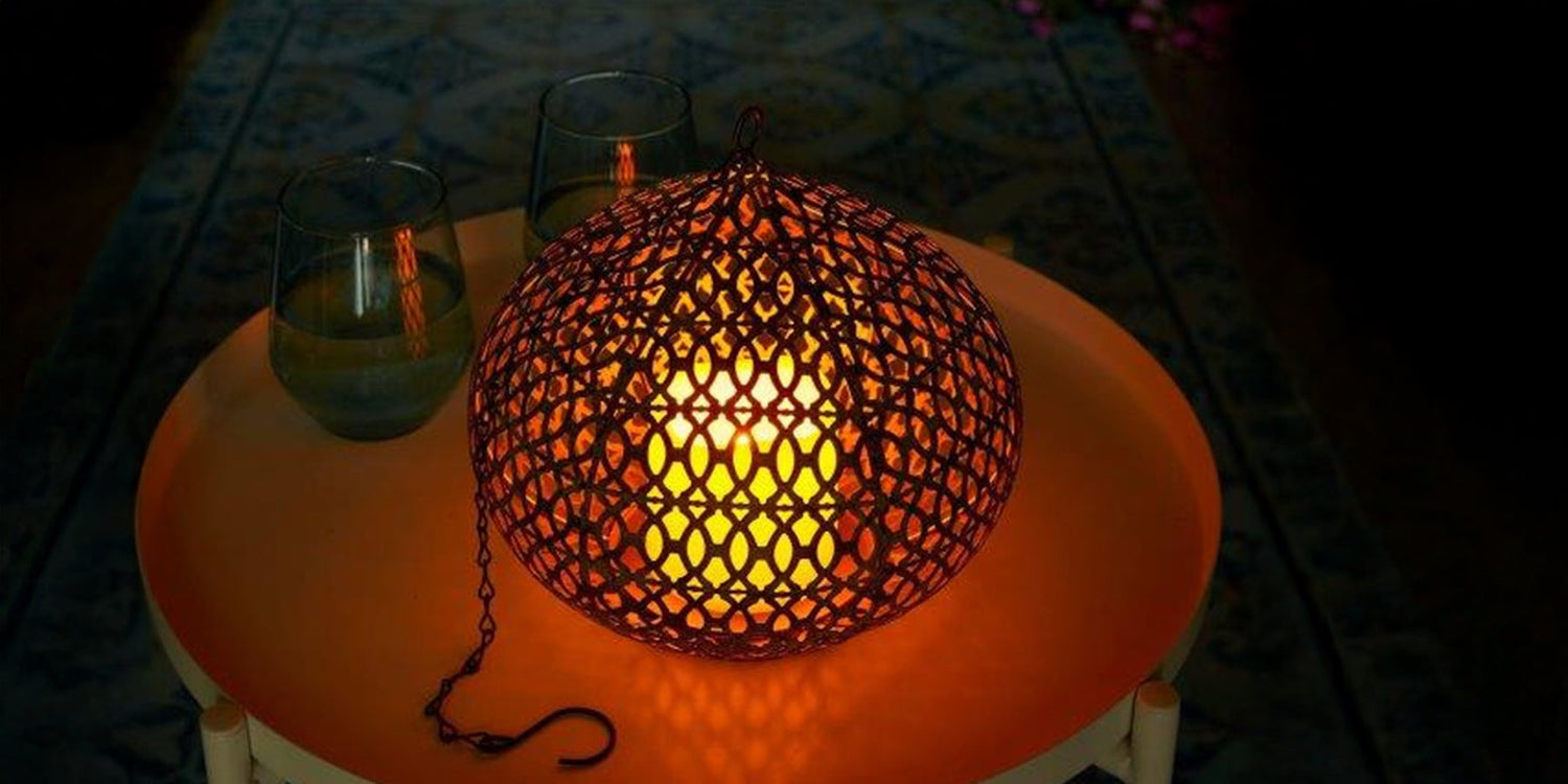 Hoeveel zon heeft een solar lamp nodig